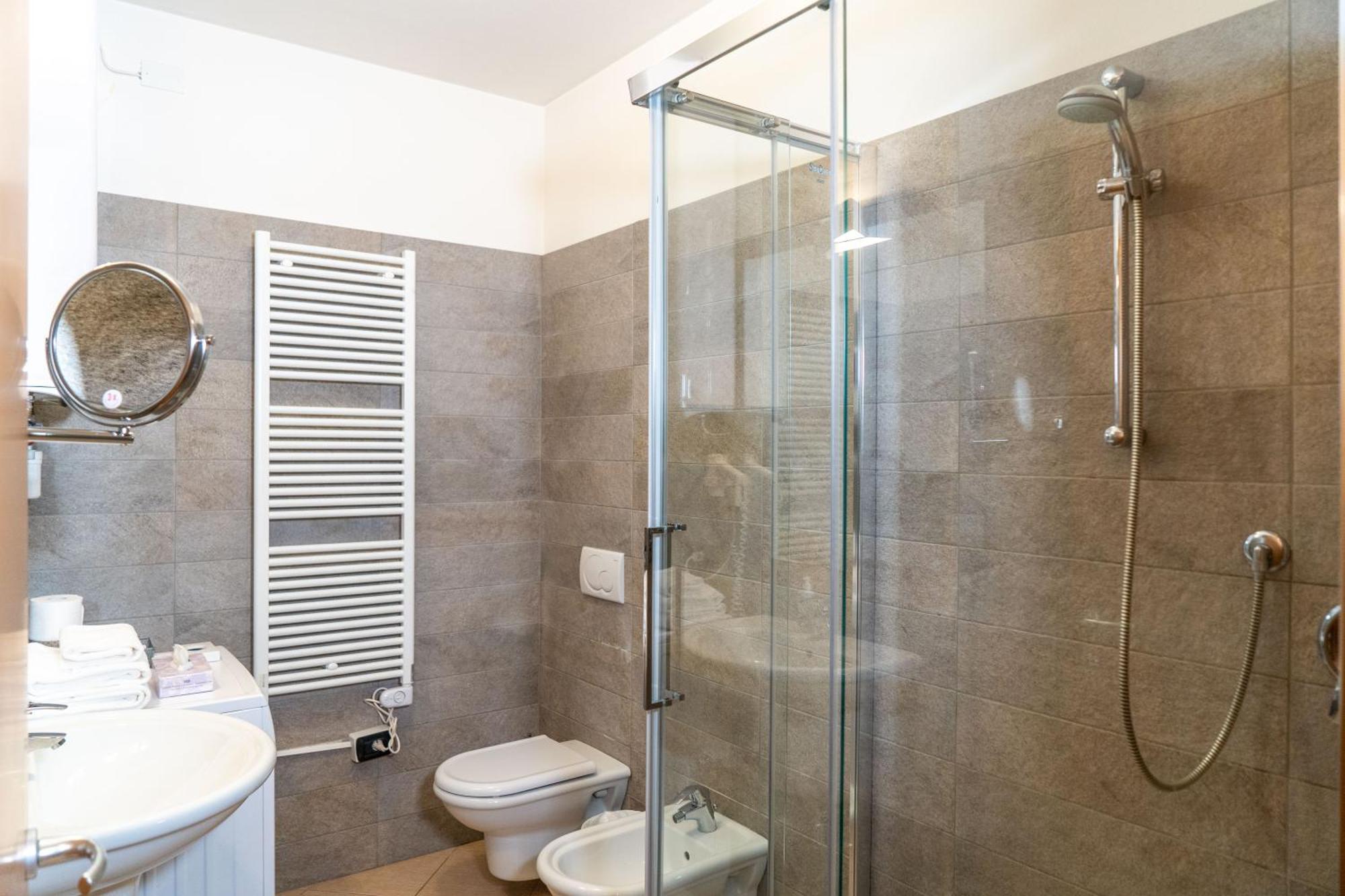 Hatelier Garda Home By Enjoy Garda Hotel Peschiera del Garda Extérieur photo