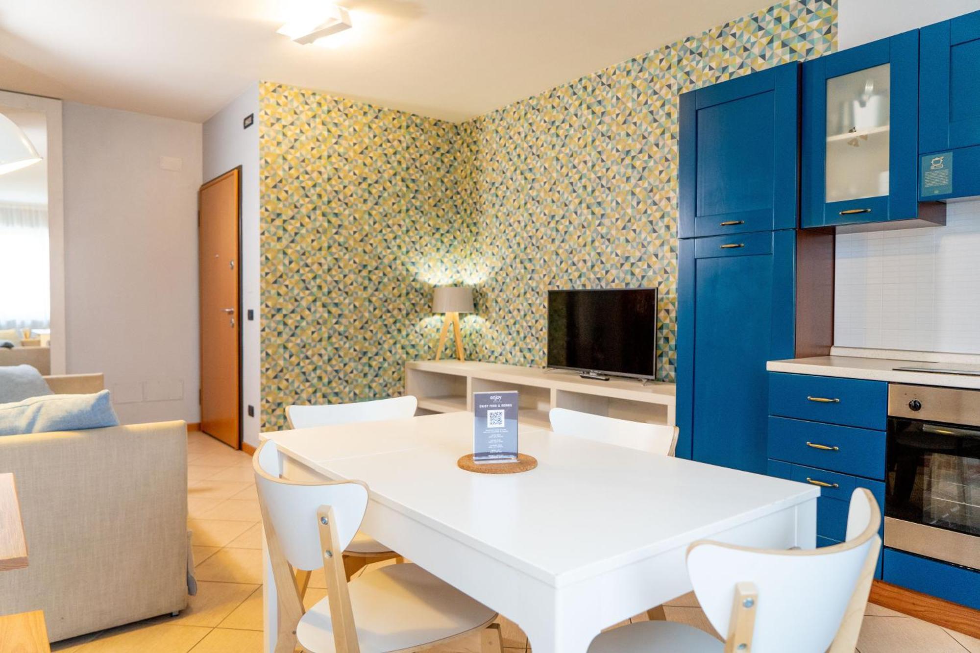 Hatelier Garda Home By Enjoy Garda Hotel Peschiera del Garda Extérieur photo