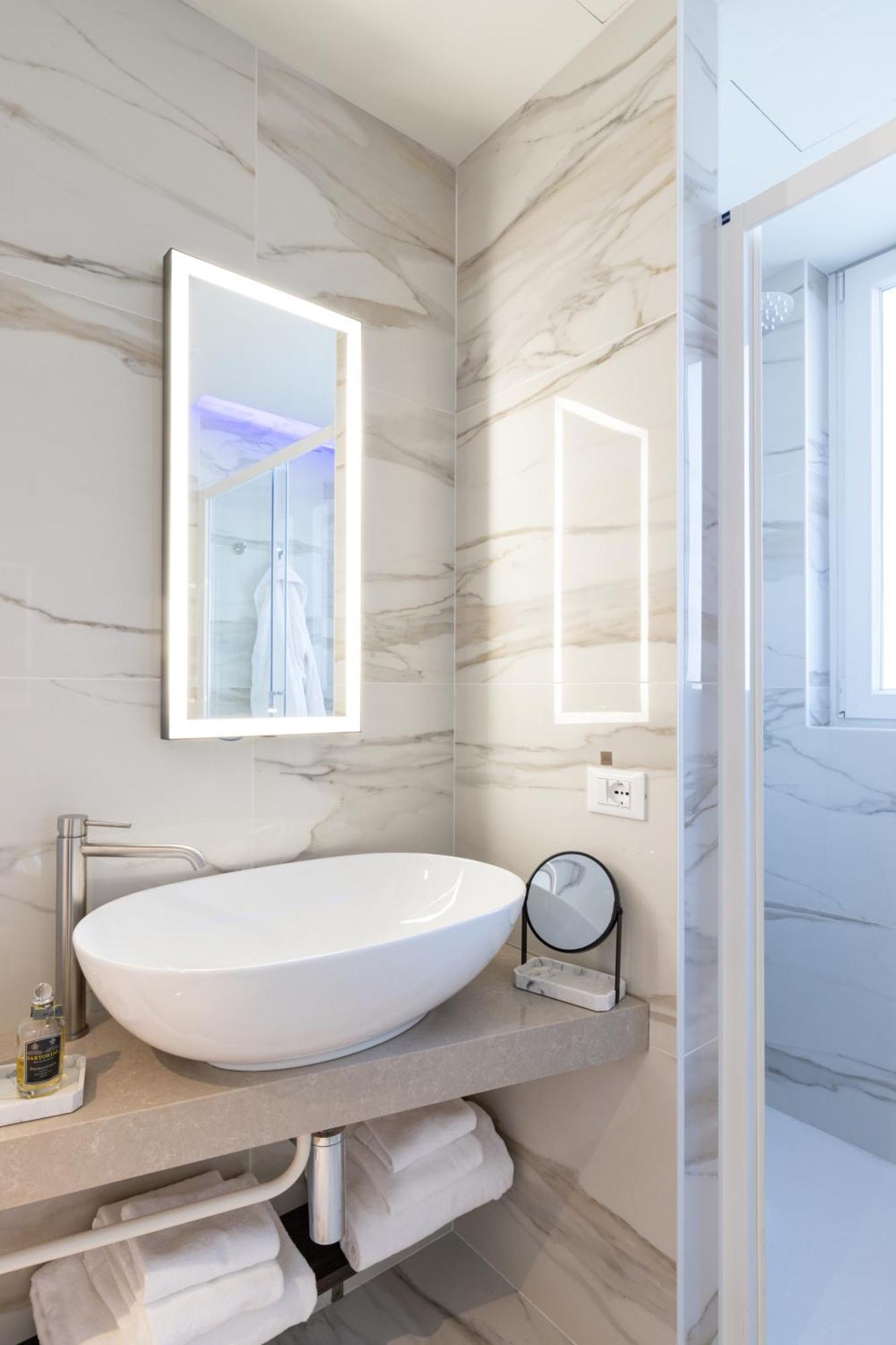 Hatelier Garda Home By Enjoy Garda Hotel Peschiera del Garda Extérieur photo