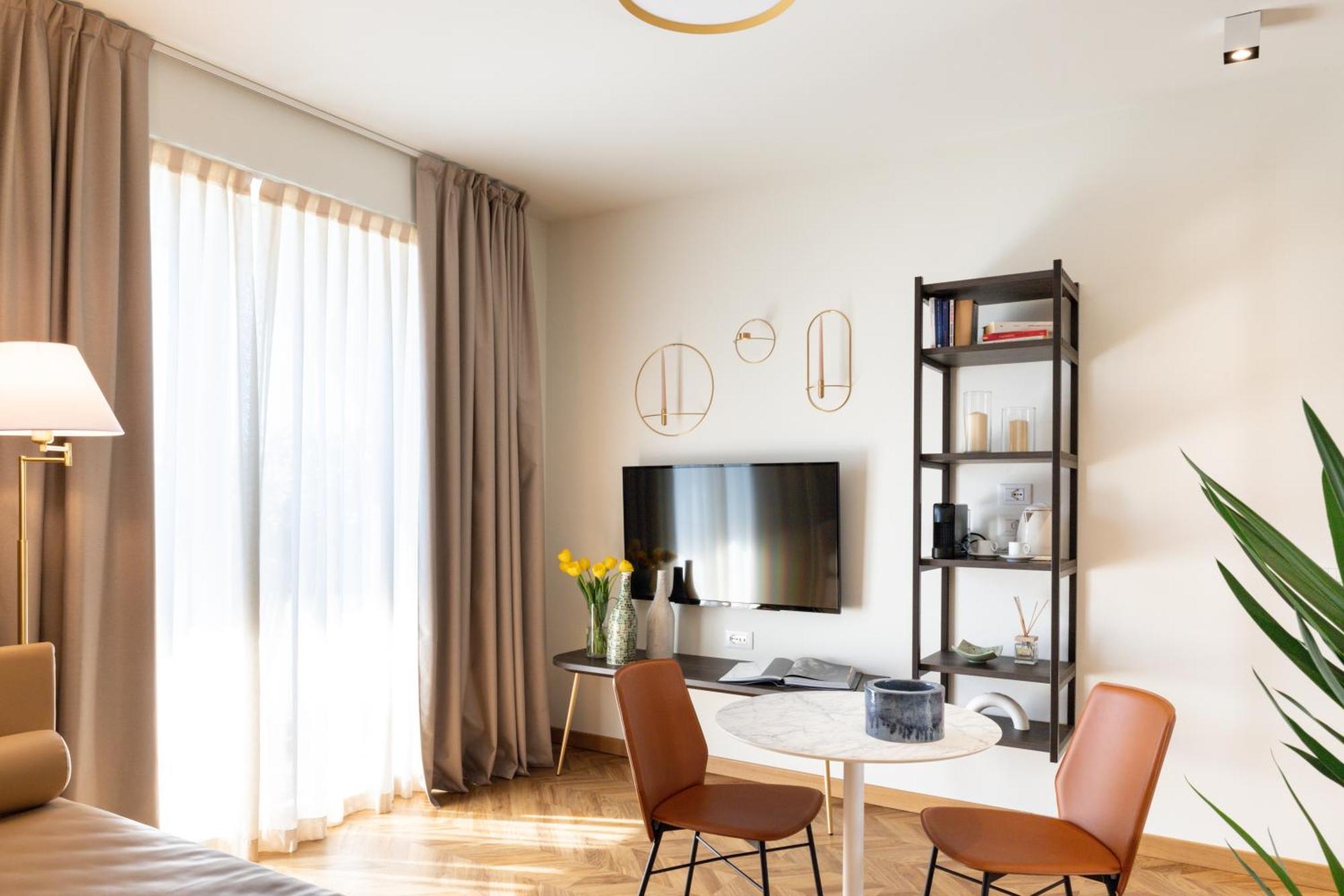 Hatelier Garda Home By Enjoy Garda Hotel Peschiera del Garda Extérieur photo