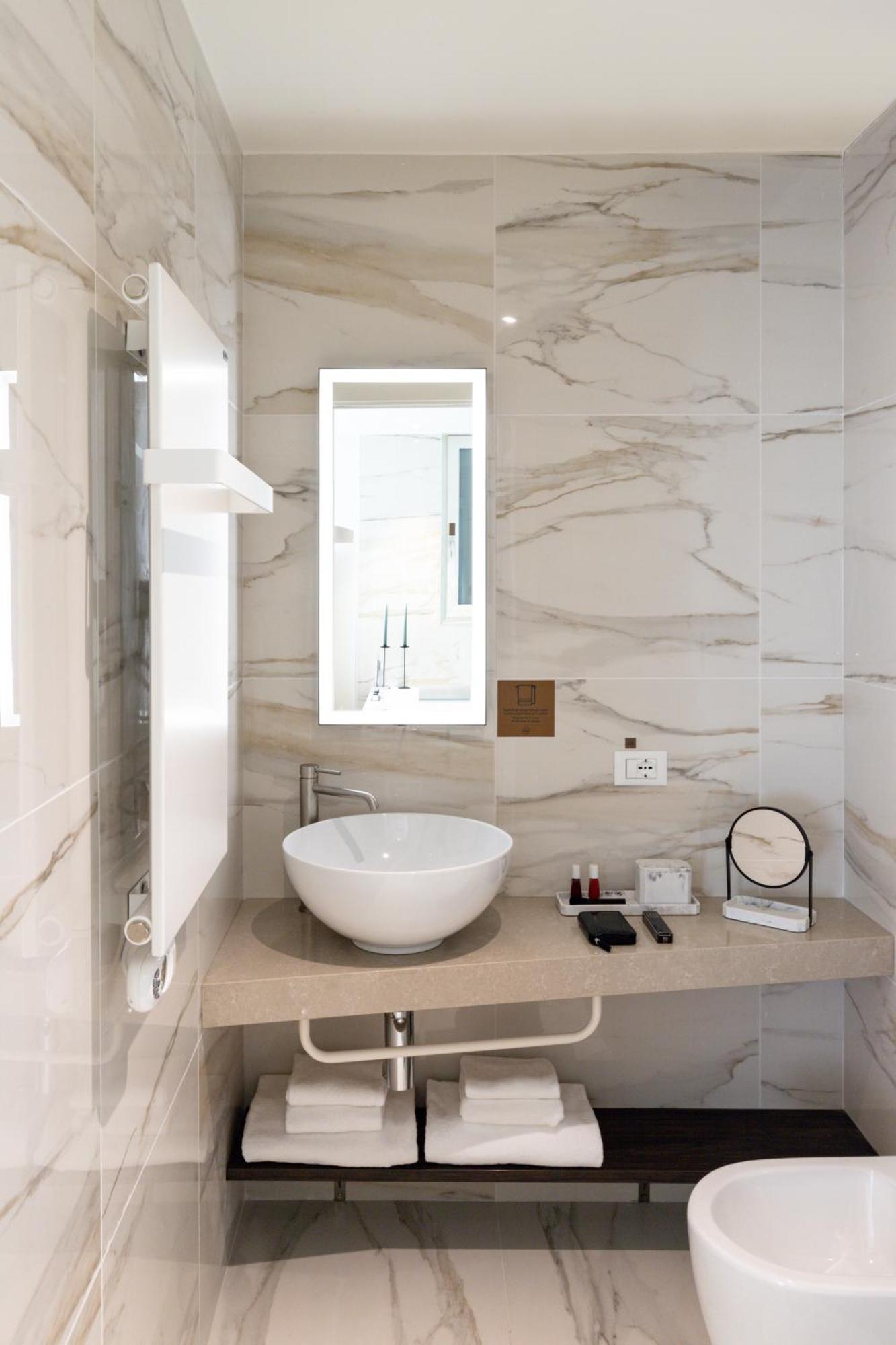 Hatelier Garda Home By Enjoy Garda Hotel Peschiera del Garda Extérieur photo